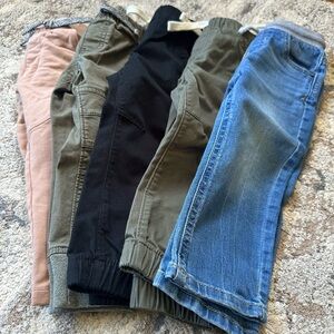 Boys 2T Cat & Jack jogger and jeans bundle
